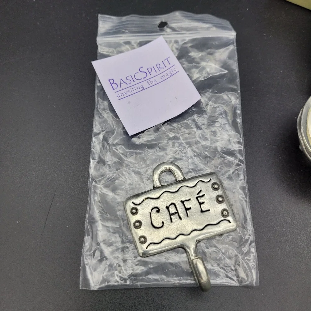 Pewter Decor Java, Cafe Latte Set + Cafe‎ Wall Hook by Basic Spirit